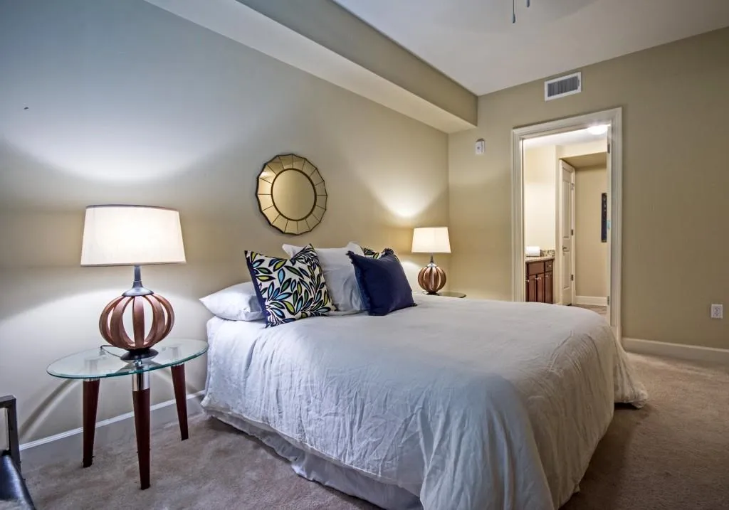 200 River Vista Drive Unit 215, Atlanta, Georgia 30339, 2 Bedrooms Bedrooms, ,2 BathroomsBathrooms,Residential,Sold,200 River Vista Drive Unit 215,5879025