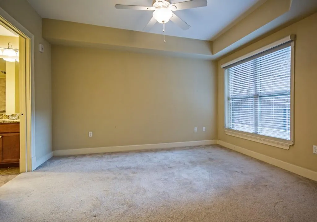200 River Vista Drive Unit 215, Atlanta, Georgia 30339, 2 Bedrooms Bedrooms, ,2 BathroomsBathrooms,Residential,Sold,200 River Vista Drive Unit 215,5879025