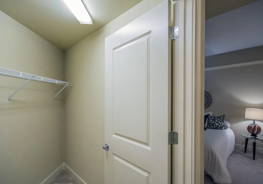 200 River Vista Drive Unit 215, Atlanta, Georgia 30339, 2 Bedrooms Bedrooms, ,2 BathroomsBathrooms,Residential,Sold,200 River Vista Drive Unit 215,5879025