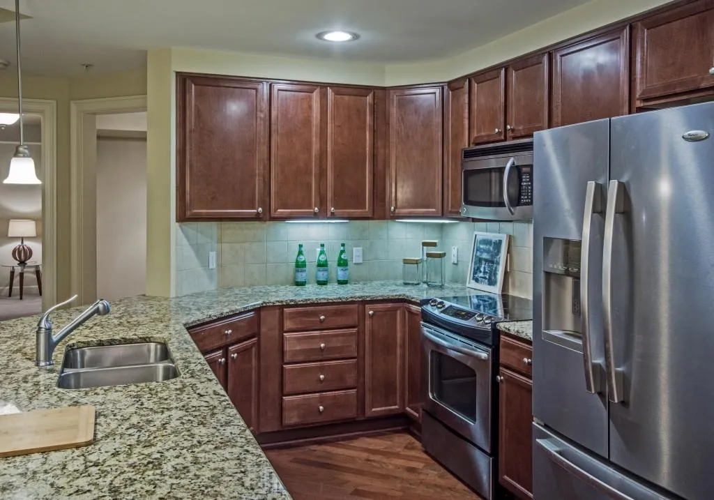 200 River Vista Drive Unit 215, Atlanta, Georgia 30339, 2 Bedrooms Bedrooms, ,2 BathroomsBathrooms,Residential,Sold,200 River Vista Drive Unit 215,5879025