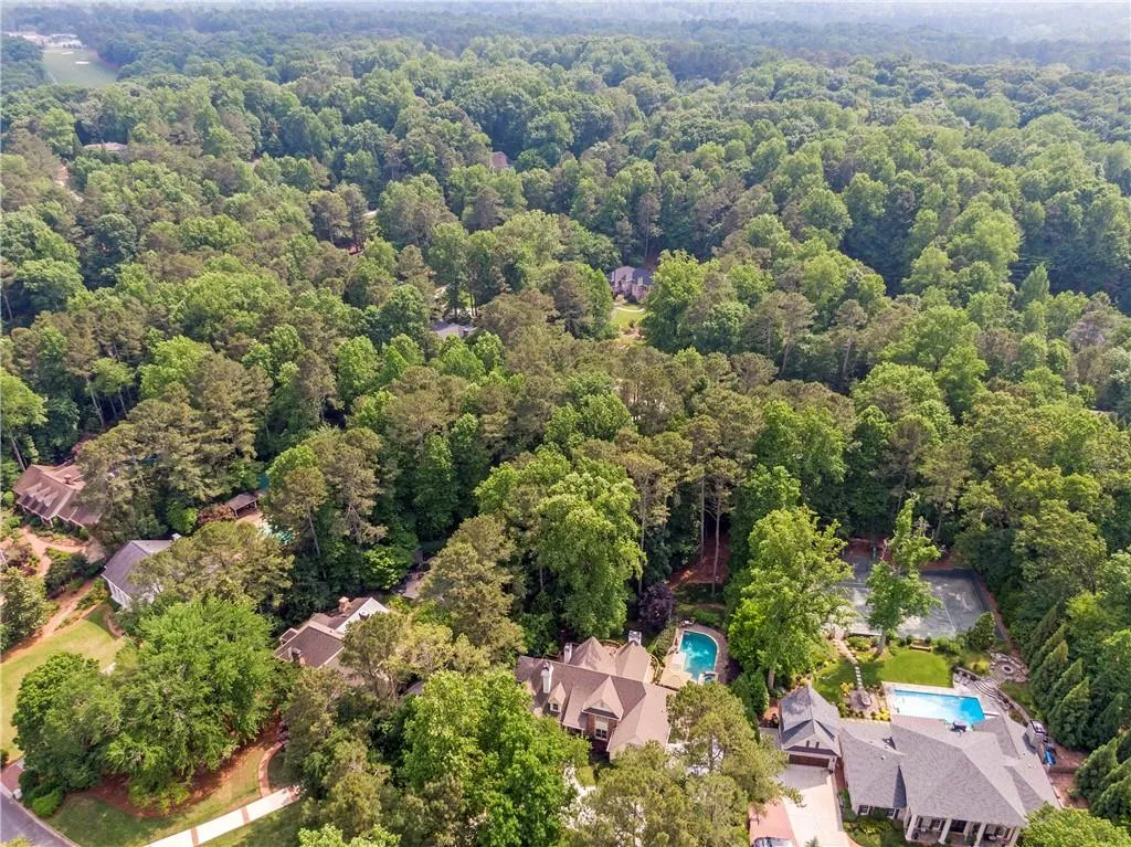 120 Churchill Drive, Sandy Springs, Georgia 30350, 5 Bedrooms Bedrooms, ,4 BathroomsBathrooms,Residential,Sold,120 Churchill Drive,7052127
