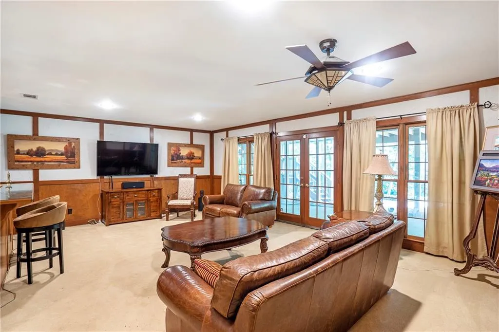 120 Churchill Drive, Sandy Springs, Georgia 30350, 5 Bedrooms Bedrooms, ,4 BathroomsBathrooms,Residential,Sold,120 Churchill Drive,7052127