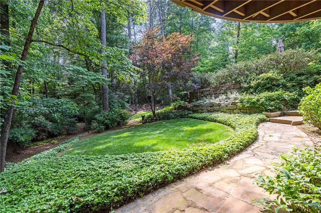 120 Churchill Drive, Sandy Springs, Georgia 30350, 5 Bedrooms Bedrooms, ,4 BathroomsBathrooms,Residential,Sold,120 Churchill Drive,7052127