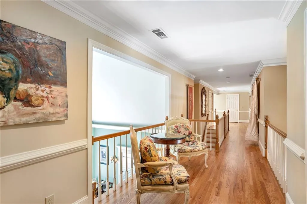 120 Churchill Drive, Sandy Springs, Georgia 30350, 5 Bedrooms Bedrooms, ,4 BathroomsBathrooms,Residential,Sold,120 Churchill Drive,7052127