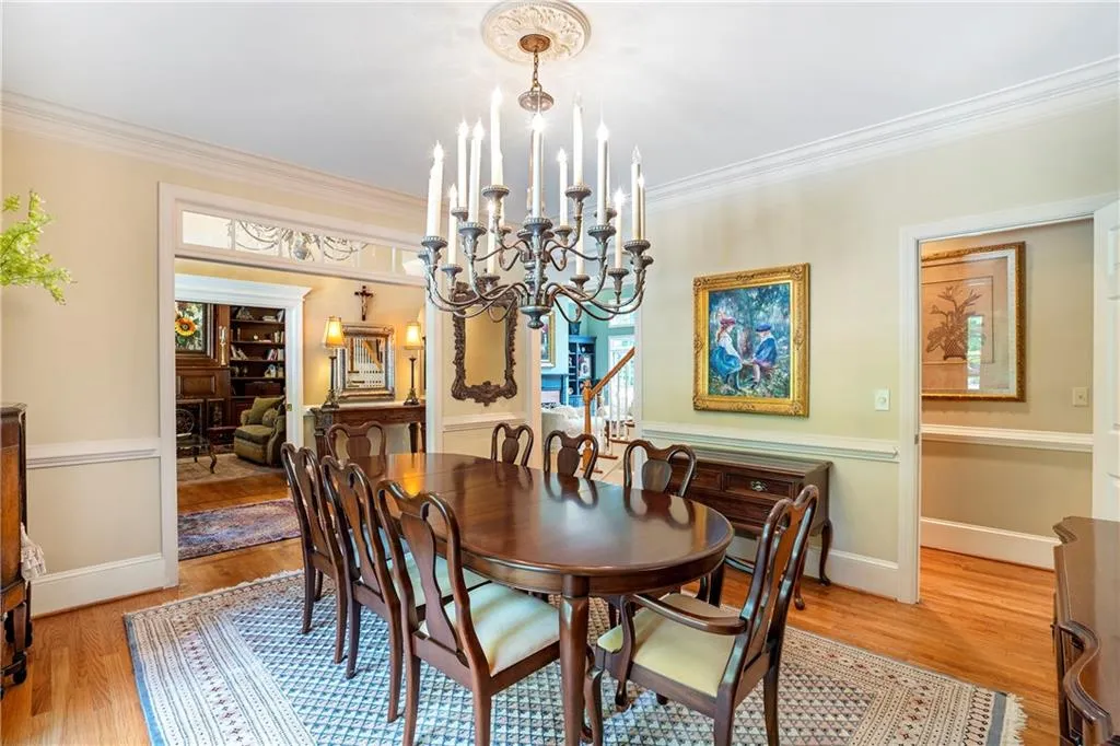 120 Churchill Drive, Sandy Springs, Georgia 30350, 5 Bedrooms Bedrooms, ,4 BathroomsBathrooms,Residential,Sold,120 Churchill Drive,7052127