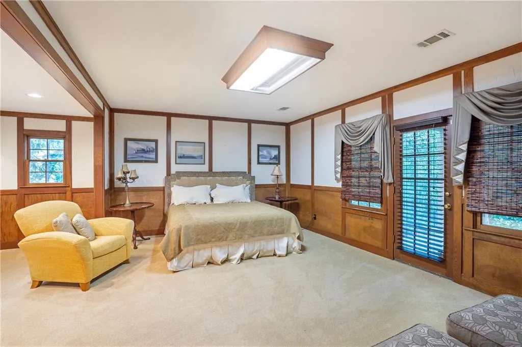 120 Churchill Drive, Sandy Springs, Georgia 30350, 5 Bedrooms Bedrooms, ,4 BathroomsBathrooms,Residential,Sold,120 Churchill Drive,7052127