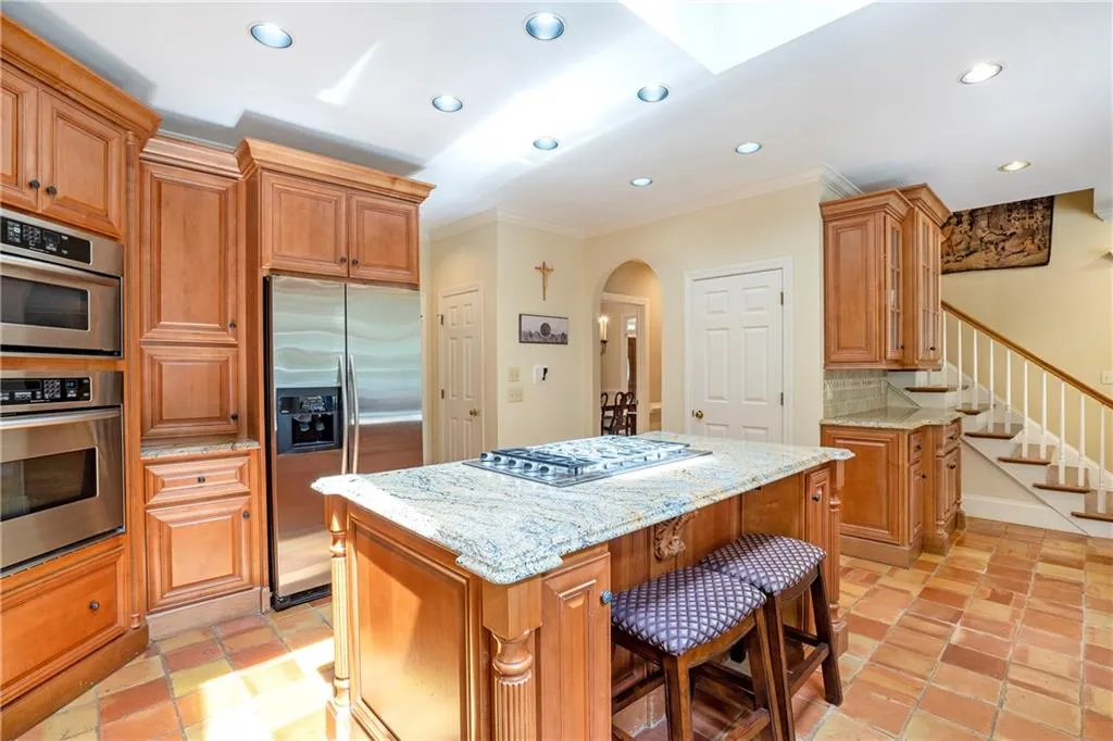 120 Churchill Drive, Sandy Springs, Georgia 30350, 5 Bedrooms Bedrooms, ,4 BathroomsBathrooms,Residential,Sold,120 Churchill Drive,7052127