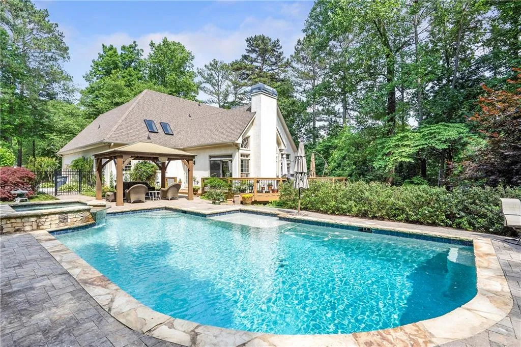 120 Churchill Drive, Sandy Springs, Georgia 30350, 5 Bedrooms Bedrooms, ,4 BathroomsBathrooms,Residential,Sold,120 Churchill Drive,7052127