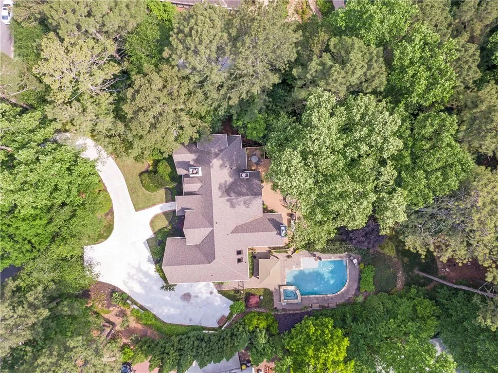 120 Churchill Drive, Sandy Springs, Georgia 30350, 5 Bedrooms Bedrooms, ,4 BathroomsBathrooms,Residential,Sold,120 Churchill Drive,7052127