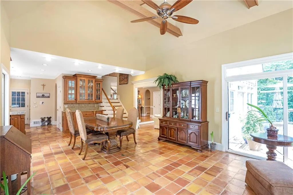 120 Churchill Drive, Sandy Springs, Georgia 30350, 5 Bedrooms Bedrooms, ,4 BathroomsBathrooms,Residential,Sold,120 Churchill Drive,7052127