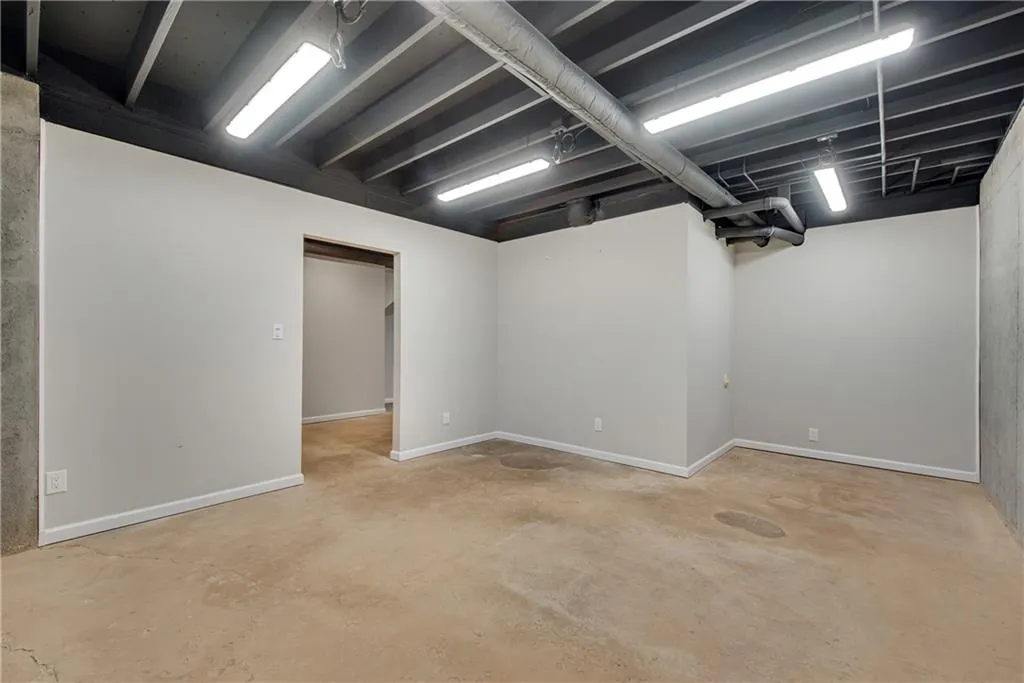 110 Landseer Way, Atlanta, Georgia 30350, 4 Bedrooms Bedrooms, ,4 BathroomsBathrooms,Residential,For Sale,110 Landseer Way,7636439