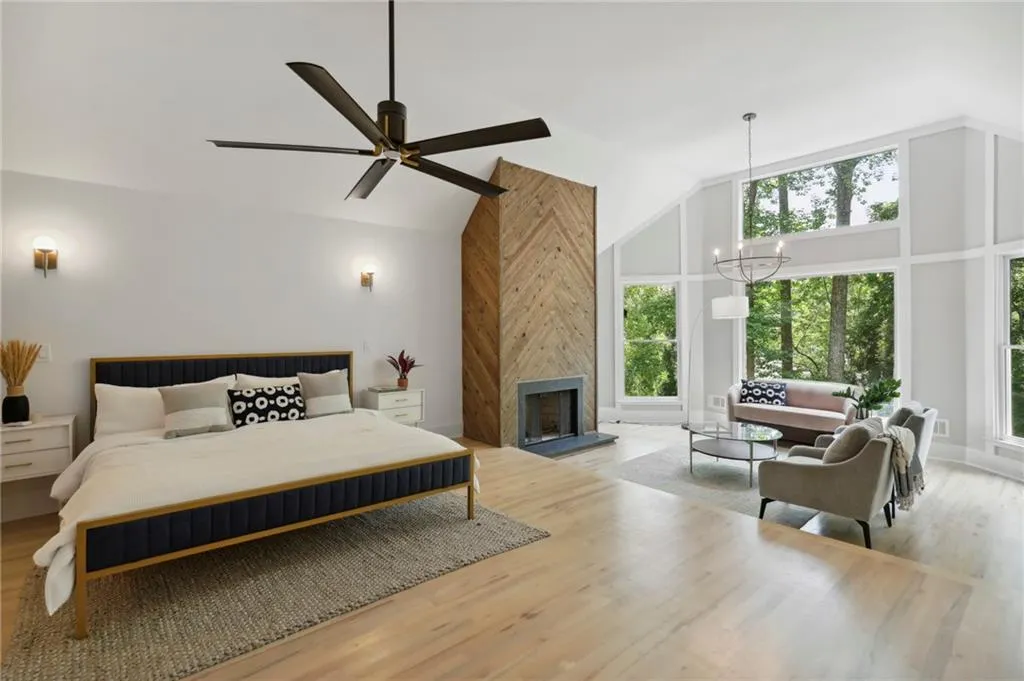 5420 New Wellington Close, Sandy Springs, Georgia 30327, 5 Bedrooms Bedrooms, ,4 BathroomsBathrooms,Residential,Sold,5420 New Wellington Close,7112848