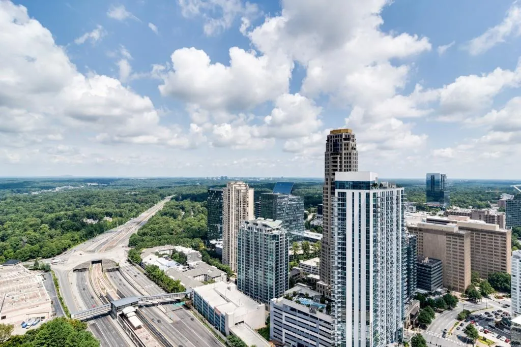 3344 Peachtree Road Unit 3303, Atlanta, Georgia 30326, 2 Bedrooms Bedrooms, ,2 BathroomsBathrooms,Residential,For Sale,3344 Peachtree Road Unit 3303,7269855