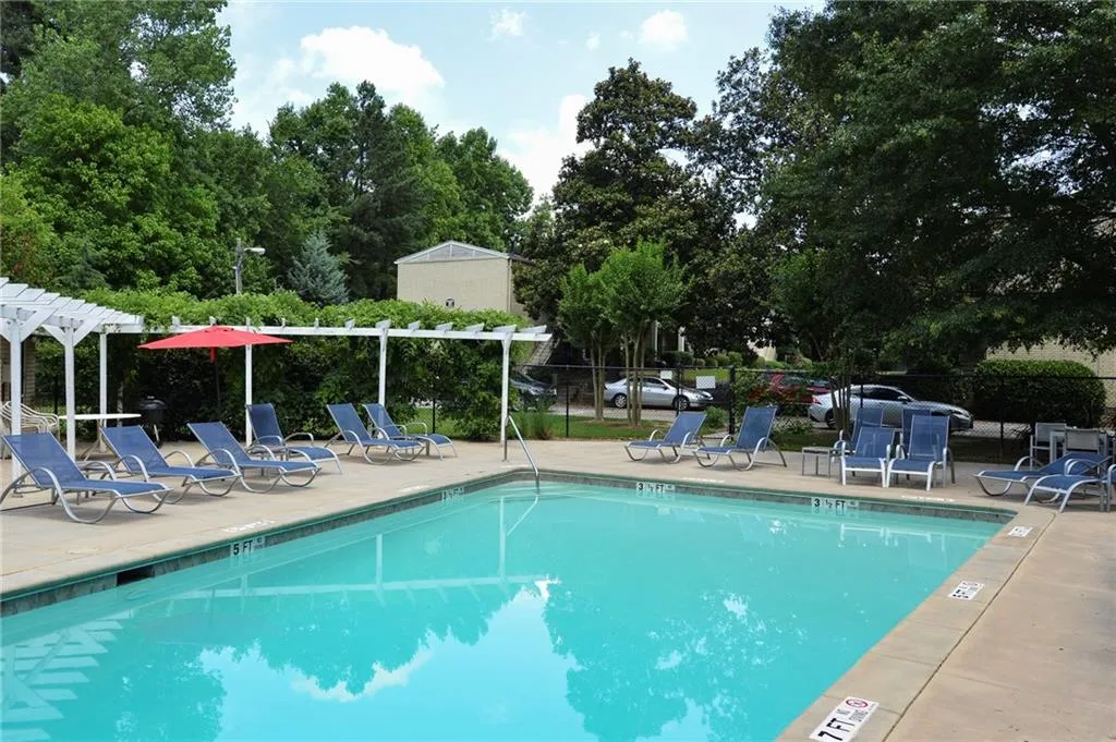 311 Peachtree Hills Avenue Ne Unit 13b, Atlanta, Georgia 30305, 2 Bedrooms Bedrooms, ,1 BathroomBathrooms,Residential,For Sale,311 Peachtree Hills Avenue Ne Unit 13b,7650157