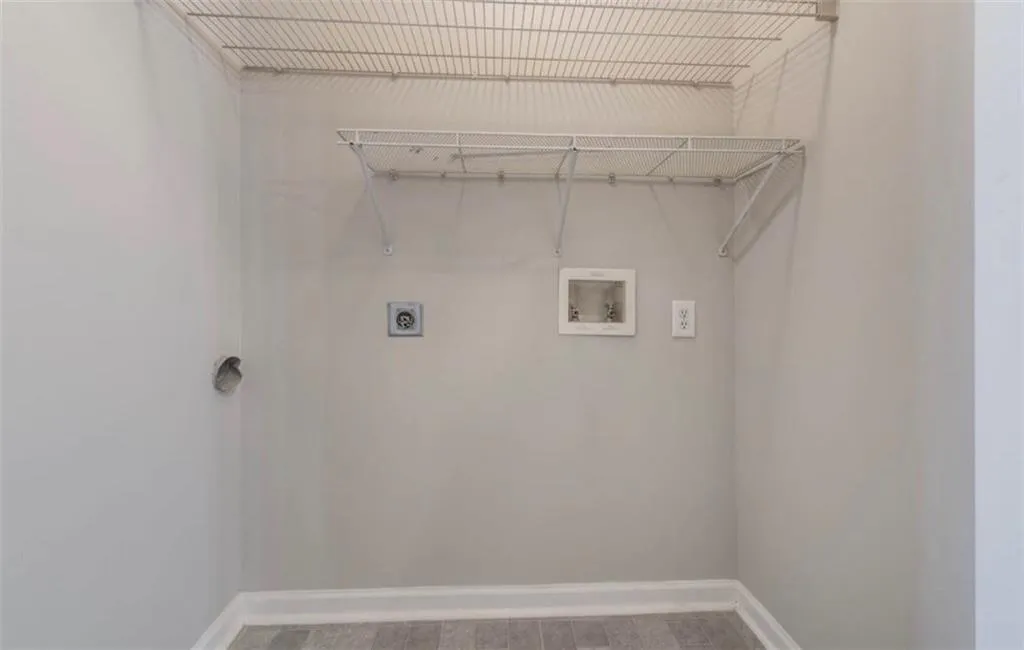5559 Glenridge Drive Unit 1105, Atlanta, Georgia 30342, 1 Bedroom Bedrooms, ,1 BathroomBathrooms,Residential,Sold,5559 Glenridge Drive Unit 1105,6120907