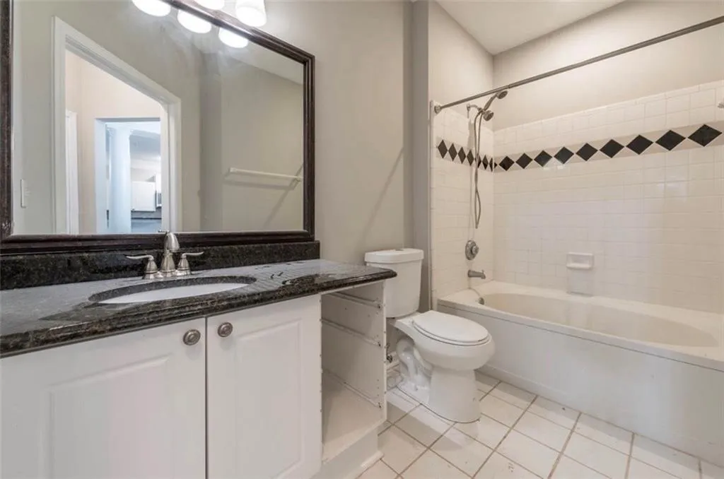 5559 Glenridge Drive Unit 1105, Atlanta, Georgia 30342, 1 Bedroom Bedrooms, ,1 BathroomBathrooms,Residential,Sold,5559 Glenridge Drive Unit 1105,6120907