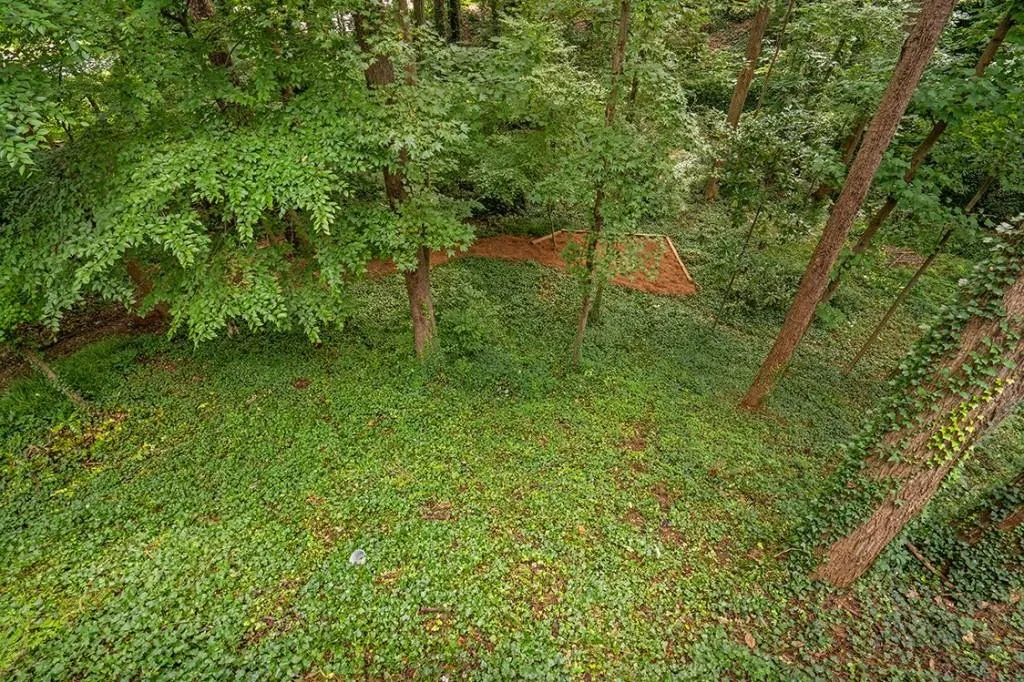 6830 River Springs Lane, Sandy Springs, Georgia 30328, 4 Bedrooms Bedrooms, ,3 BathroomsBathrooms,Residential,Sold,6830 River Springs Lane,7106748