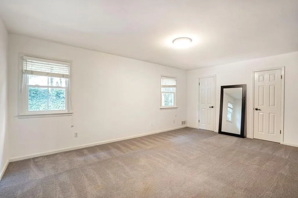 6830 River Springs Lane, Sandy Springs, Georgia 30328, 4 Bedrooms Bedrooms, ,3 BathroomsBathrooms,Residential,Sold,6830 River Springs Lane,7106748