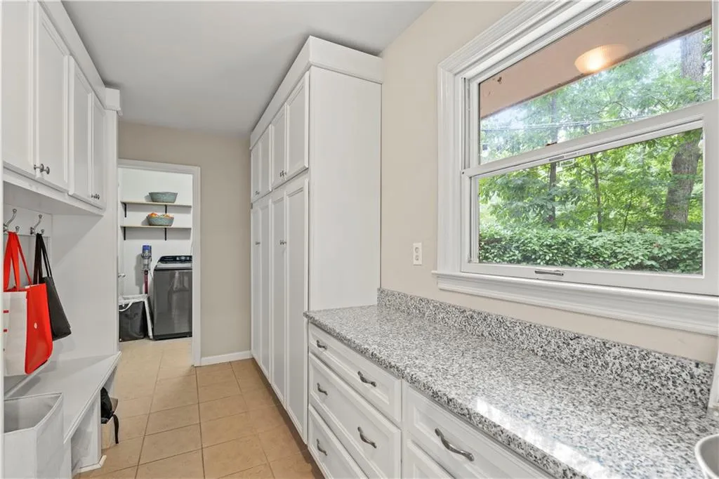 7105 Duncourtney Drive, Sandy Springs, Georgia 30328, 4 Bedrooms Bedrooms, ,3 BathroomsBathrooms,Residential,Sold,7105 Duncourtney Drive,7077952