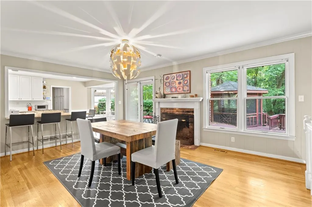 7105 Duncourtney Drive, Sandy Springs, Georgia 30328, 4 Bedrooms Bedrooms, ,3 BathroomsBathrooms,Residential,Sold,7105 Duncourtney Drive,7077952