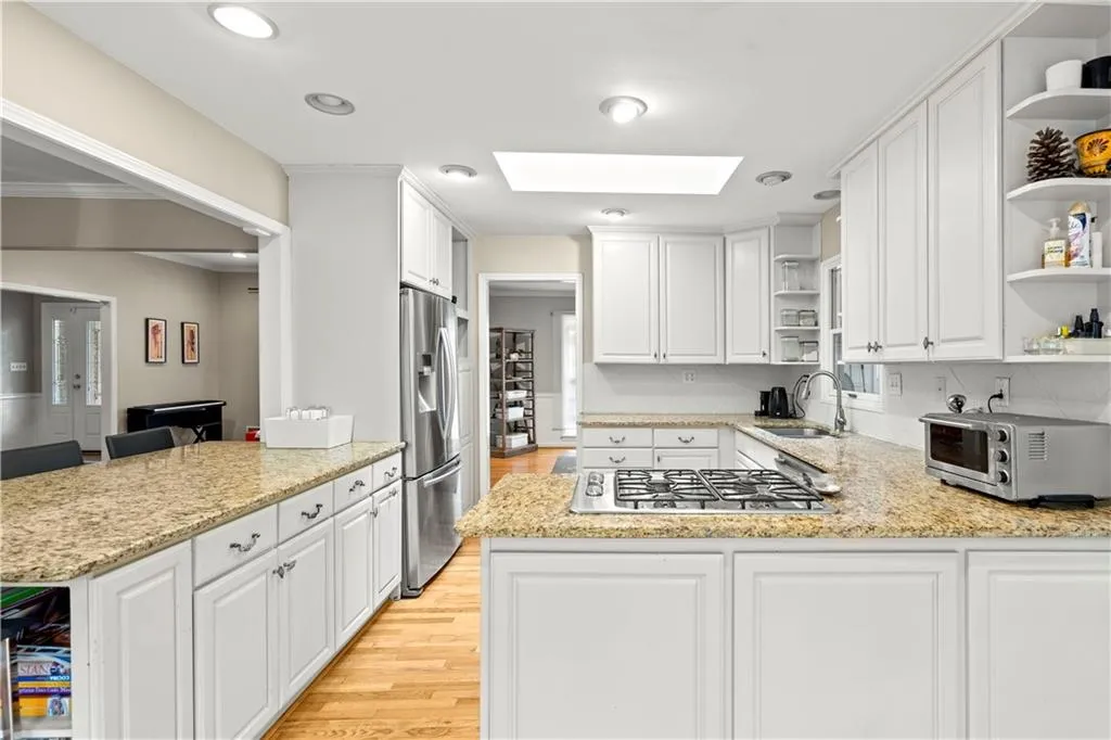 7105 Duncourtney Drive, Sandy Springs, Georgia 30328, 4 Bedrooms Bedrooms, ,3 BathroomsBathrooms,Residential,Sold,7105 Duncourtney Drive,7077952