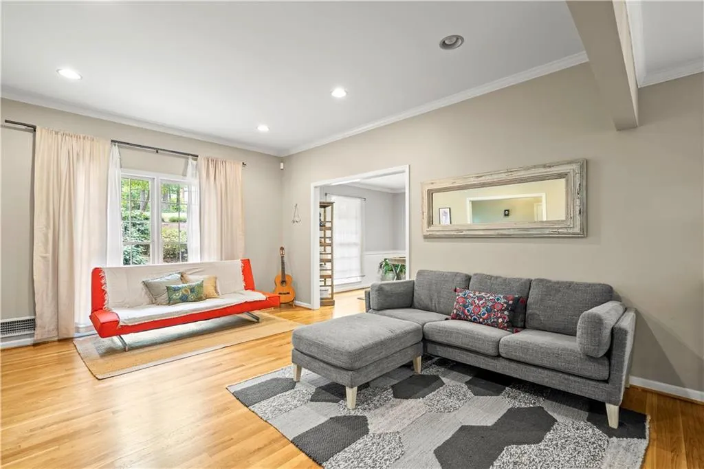 7105 Duncourtney Drive, Sandy Springs, Georgia 30328, 4 Bedrooms Bedrooms, ,3 BathroomsBathrooms,Residential,Sold,7105 Duncourtney Drive,7077952