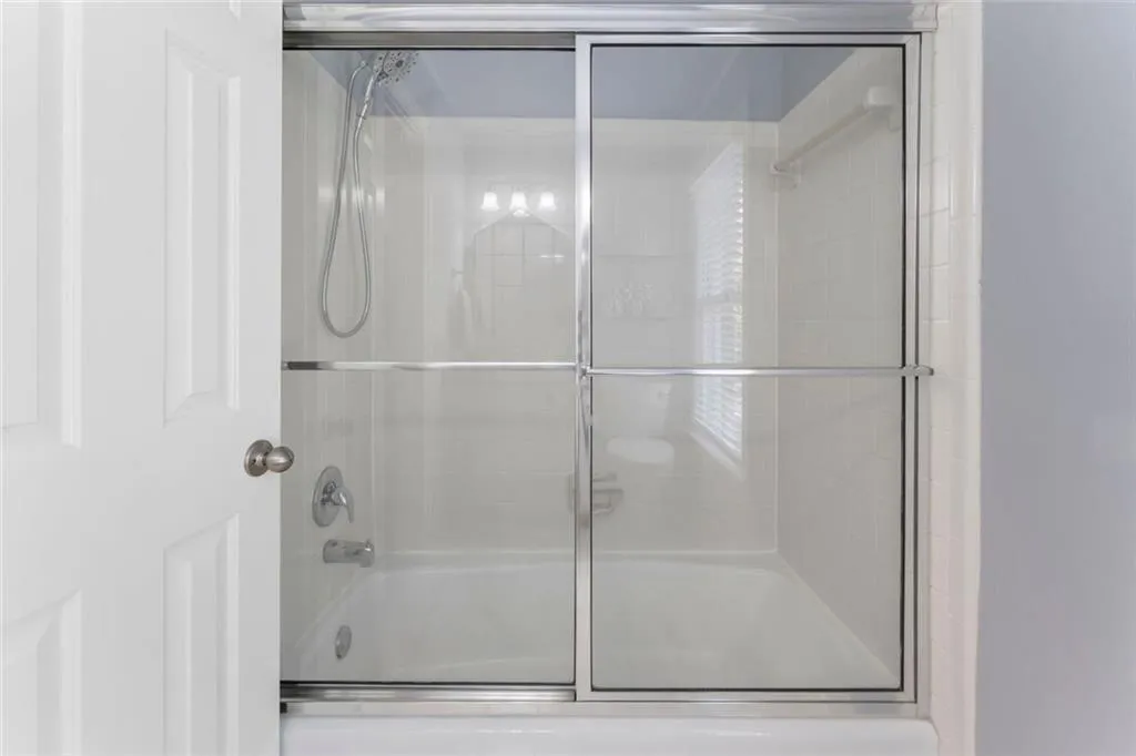7155 Roswell Road Unit 8, Sandy Springs, Georgia 30328, 3 Bedrooms Bedrooms, ,2 BathroomsBathrooms,Residential,For Sale,7155 Roswell Road Unit 8,7667666