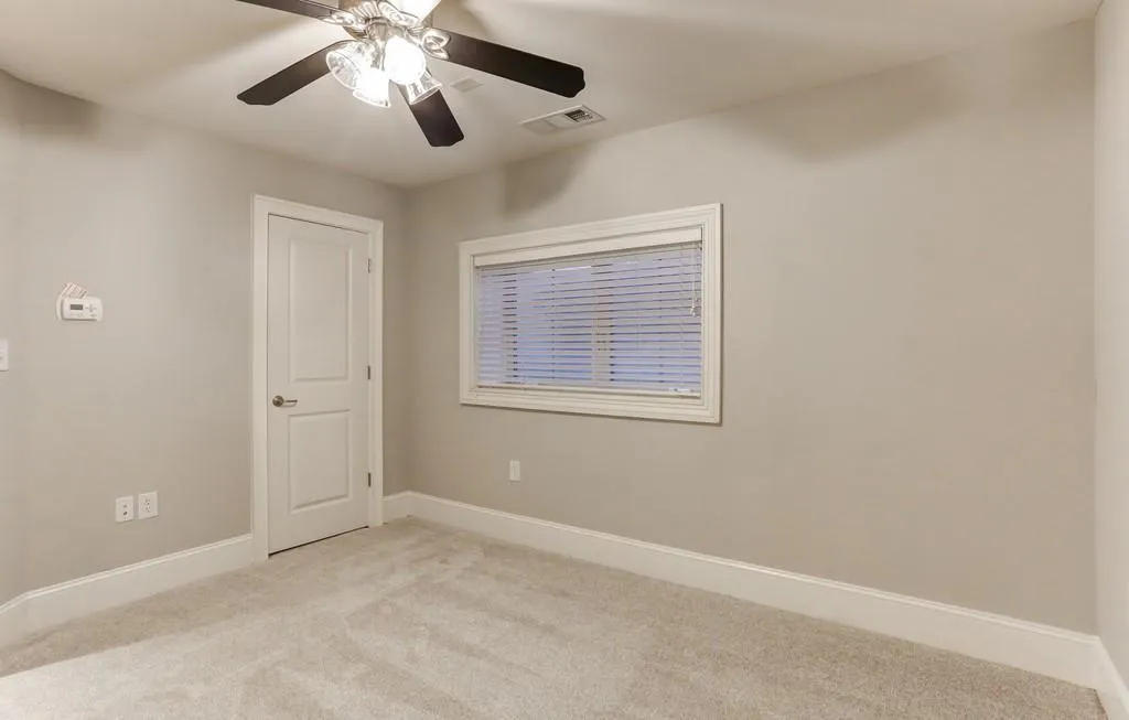 240 Le Gran Bend, Atlanta, Georgia 30328, 2 Bedrooms Bedrooms, ,2 BathroomsBathrooms,Residential,Sold,240 Le Gran Bend,6827833