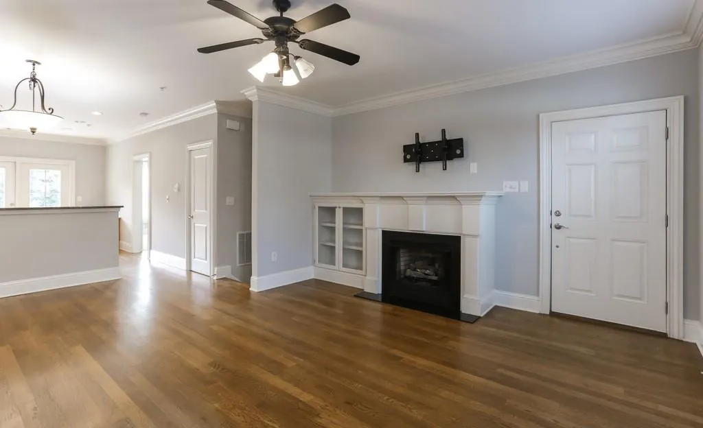 240 Le Gran Bend, Atlanta, Georgia 30328, 2 Bedrooms Bedrooms, ,2 BathroomsBathrooms,Residential,Sold,240 Le Gran Bend,6827833