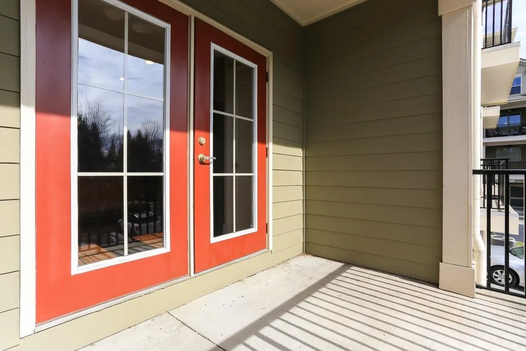 240 Le Gran Bend, Atlanta, Georgia 30328, 2 Bedrooms Bedrooms, ,2 BathroomsBathrooms,Residential,Sold,240 Le Gran Bend,6827833