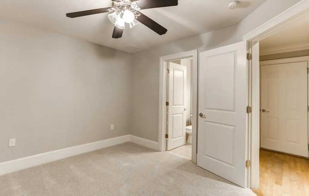 240 Le Gran Bend, Atlanta, Georgia 30328, 2 Bedrooms Bedrooms, ,2 BathroomsBathrooms,Residential,Sold,240 Le Gran Bend,6827833