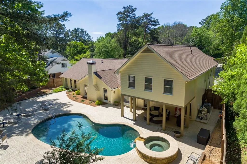 5455 Shiver Summit, Sandy Springs, Georgia 30342, 6 Bedrooms Bedrooms, ,4 BathroomsBathrooms,Residential,Sold,5455 Shiver Summit,6537834