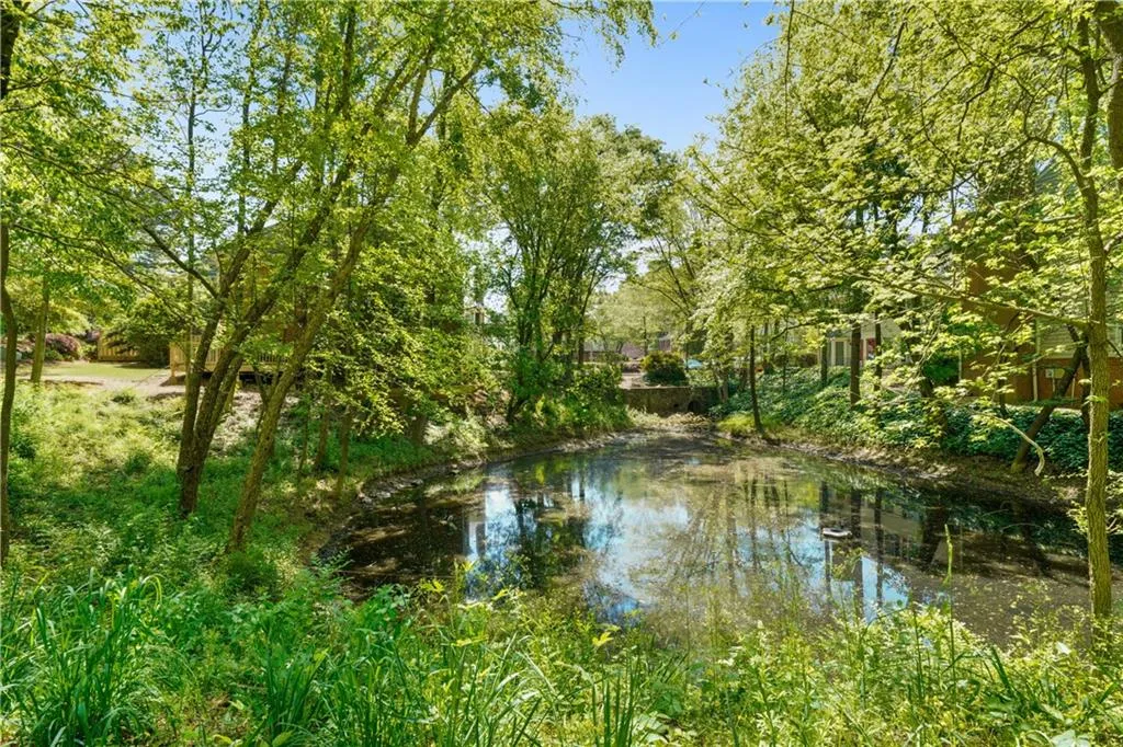 124 Mount Vernon Circle, Atlanta, Georgia 30338, 2 Bedrooms Bedrooms, ,2 BathroomsBathrooms,Residential,Sold,124 Mount Vernon Circle,6878037