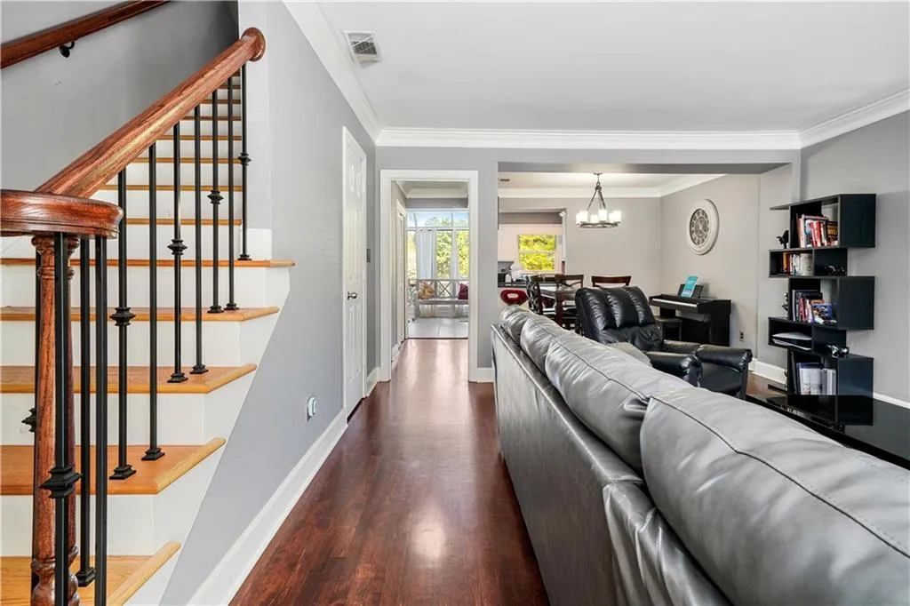 124 Mount Vernon Circle, Atlanta, Georgia 30338, 2 Bedrooms Bedrooms, ,2 BathroomsBathrooms,Residential,Sold,124 Mount Vernon Circle,6878037