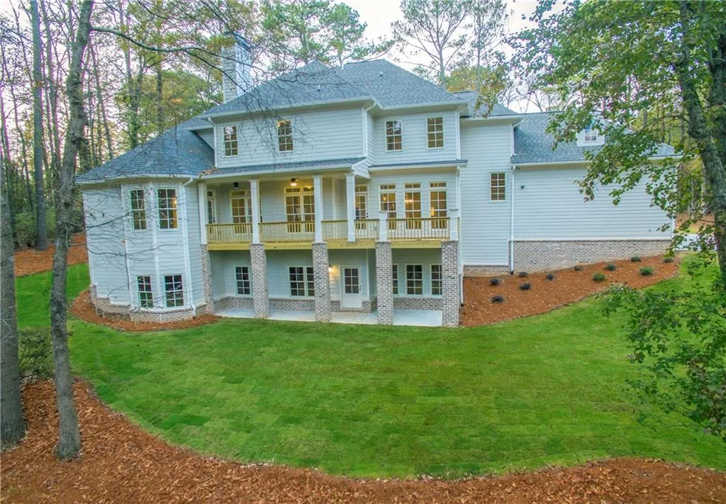 8201 Hewlett Road, Sandy Springs, Georgia 30350, 5 Bedrooms Bedrooms, ,4 BathroomsBathrooms,Residential,Sold,8201 Hewlett Road,6718720