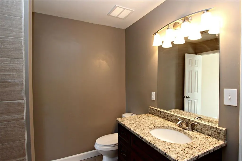 265 Winding River Drive Unit G, Sandy Springs, Georgia 30350, 2 Bedrooms Bedrooms, ,1 BathroomBathrooms,Residential,Sold,265 Winding River Drive Unit G,5628409