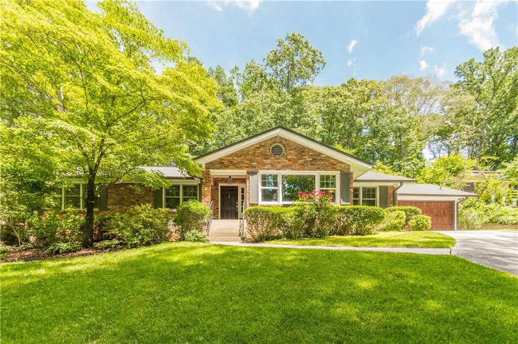 6855 Castleton Drive Nw, Atlanta, Georgia 30328, 4 Bedrooms Bedrooms, ,3 BathroomsBathrooms,Residential,Sold,6855 Castleton Drive Nw,5856656 6855 Castleton Drive Nw, Atlanta, Georgia 30328, 4 Bedrooms Bedrooms, ,3 BathroomsBathrooms,Residential,Sold,6855 Castleton Drive Nw,5856656