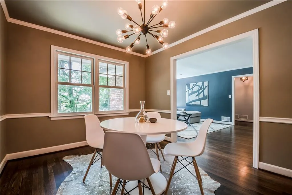 6855 Castleton Drive Nw, Atlanta, Georgia 30328, 4 Bedrooms Bedrooms, ,3 BathroomsBathrooms,Residential,Sold,6855 Castleton Drive Nw,5856656