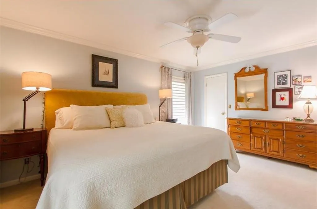 515 Spalding Drive, Sandy Springs, Georgia 30328, 3 Bedrooms Bedrooms, ,2 BathroomsBathrooms,Residential,Sold,515 Spalding Drive,6506326