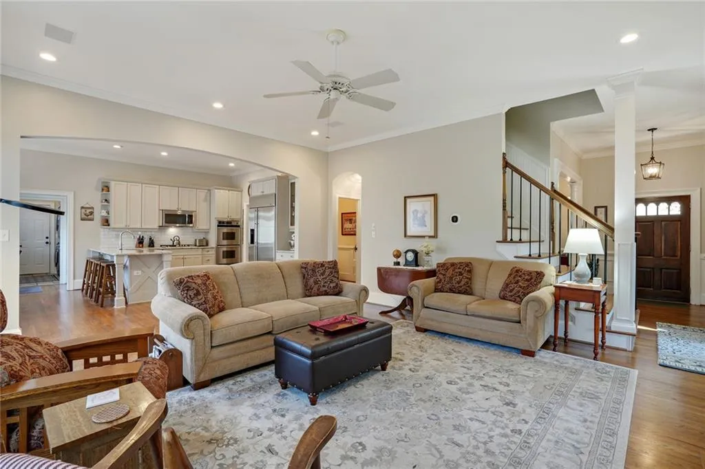 105 Grogans Landing, Sandy Springs, Georgia 30350, 5 Bedrooms Bedrooms, ,4 BathroomsBathrooms,Residential,Sold,105 Grogans Landing,7356467