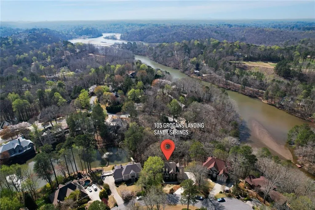105 Grogans Landing, Sandy Springs, Georgia 30350, 5 Bedrooms Bedrooms, ,4 BathroomsBathrooms,Residential,Sold,105 Grogans Landing,7356467