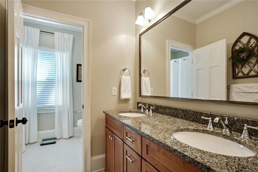 105 Grogans Landing, Sandy Springs, Georgia 30350, 5 Bedrooms Bedrooms, ,4 BathroomsBathrooms,Residential,Sold,105 Grogans Landing,7356467