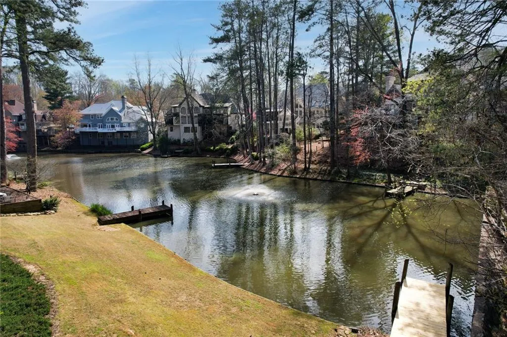 105 Grogans Landing, Sandy Springs, Georgia 30350, 5 Bedrooms Bedrooms, ,4 BathroomsBathrooms,Residential,Sold,105 Grogans Landing,7356467