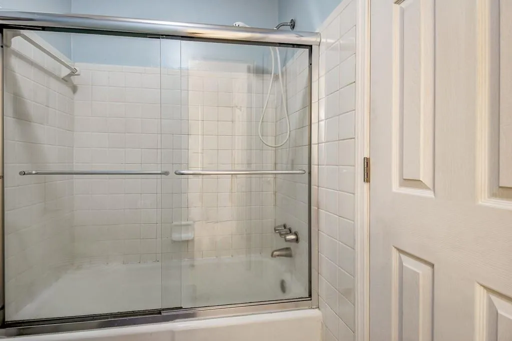 6520 Roswell Road Unit 98, Sandy Springs, Georgia 30328, 2 Bedrooms Bedrooms, ,1 BathroomBathrooms,Residential,Sold,6520 Roswell Road Unit 98,5697614