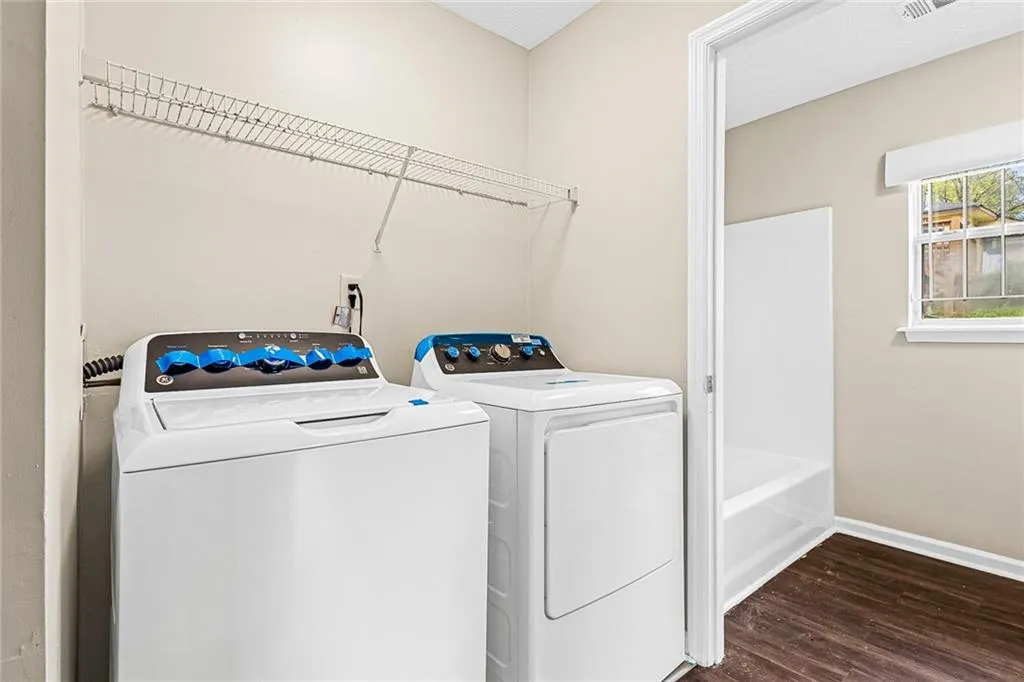 660 Cedar Avenue Nw, Atlanta, Georgia 30318, 3 Bedrooms Bedrooms, 0 ,1 BathroomBathrooms,Residential,For Sale,660 Cedar Avenue Nw,7747199