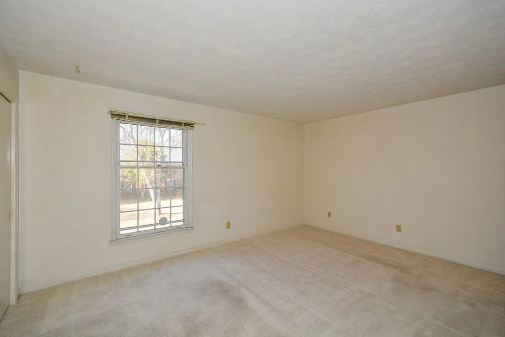 6700 Roswell Road Unit 31a, Sandy Springs, Georgia 30328, 2 Bedrooms Bedrooms, ,2 BathroomsBathrooms,Residential,Sold,6700 Roswell Road Unit 31a,6673014