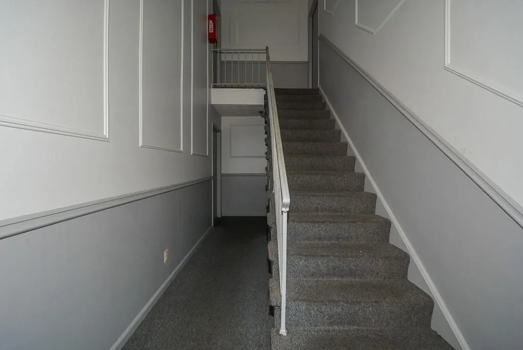 6700 Roswell Road Unit 31a, Sandy Springs, Georgia 30328, 2 Bedrooms Bedrooms, ,2 BathroomsBathrooms,Residential,Sold,6700 Roswell Road Unit 31a,6673014