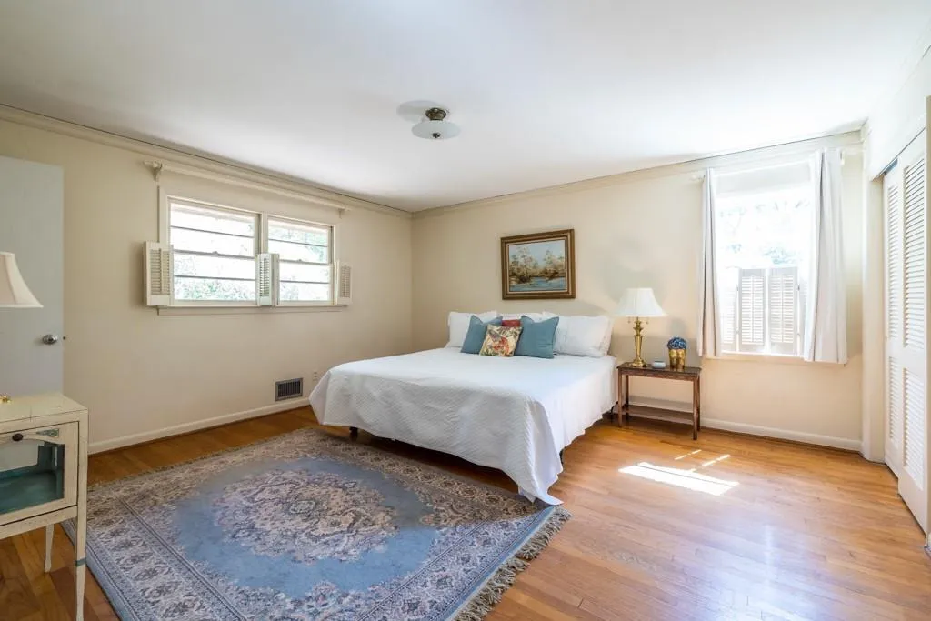 390 Montevallo Drive, Sandy Springs, Georgia 30342, 3 Bedrooms Bedrooms, ,2 BathroomsBathrooms,Residential,Sold,390 Montevallo Drive,7201351