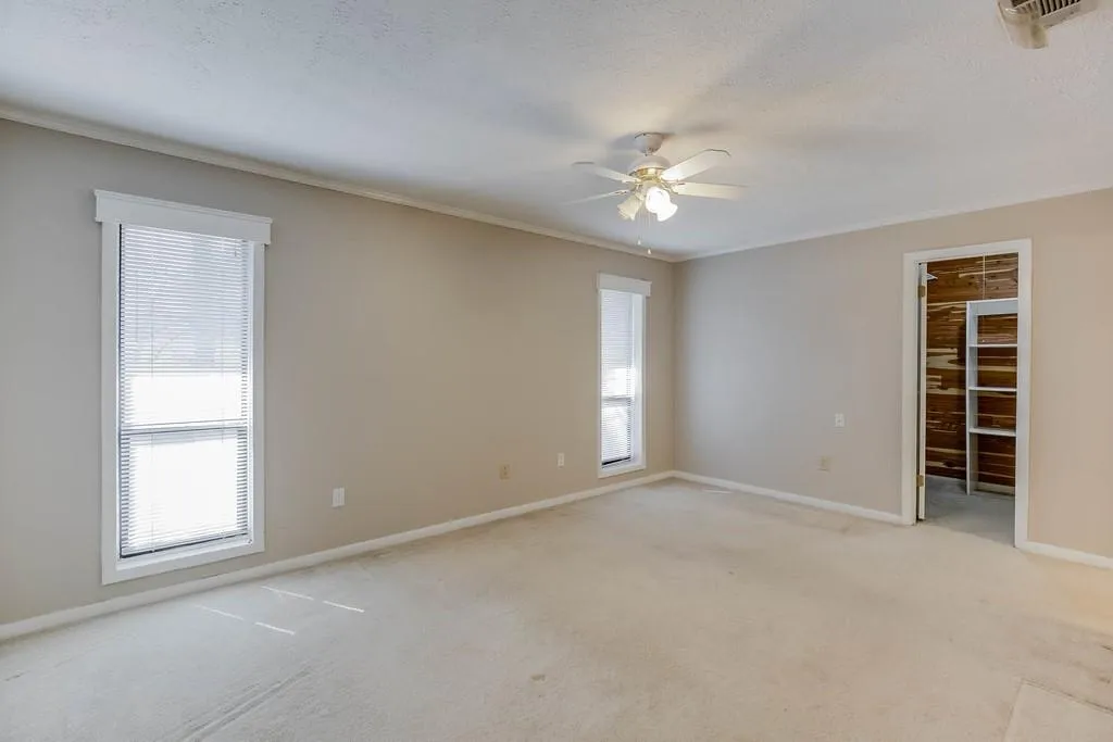 8740 Roswell Road Unit 6k, Sandy Springs, Georgia 30350, 3 Bedrooms Bedrooms, ,2 BathroomsBathrooms,Residential,Sold,8740 Roswell Road Unit 6k,6522822
