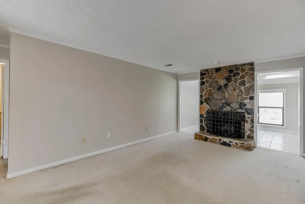 8740 Roswell Road Unit 6k, Sandy Springs, Georgia 30350, 3 Bedrooms Bedrooms, ,2 BathroomsBathrooms,Residential,Sold,8740 Roswell Road Unit 6k,6522822